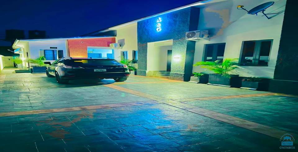 A&G Apartments, Jos